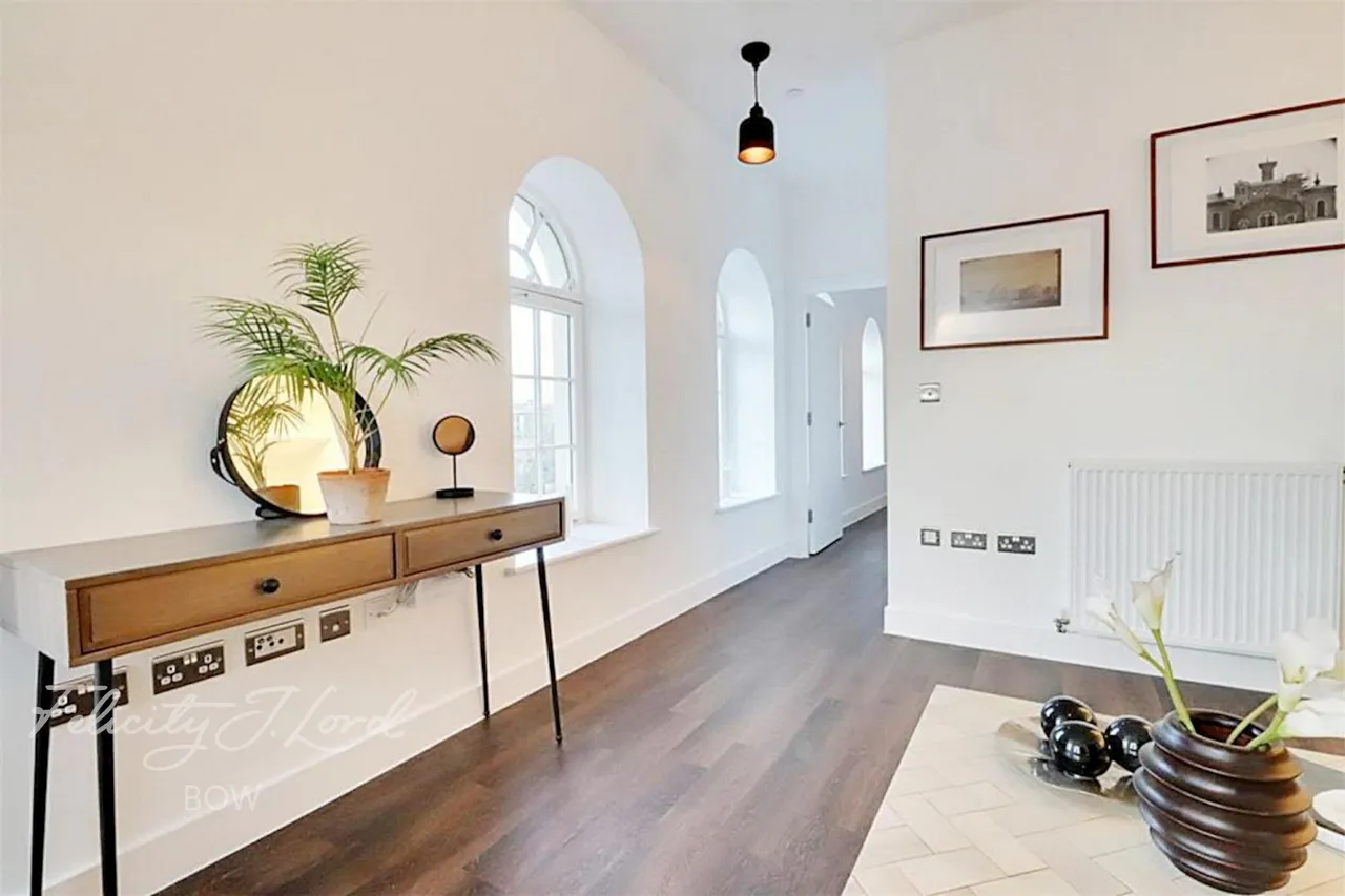 St Clements Avenue, London, E3, photo 6