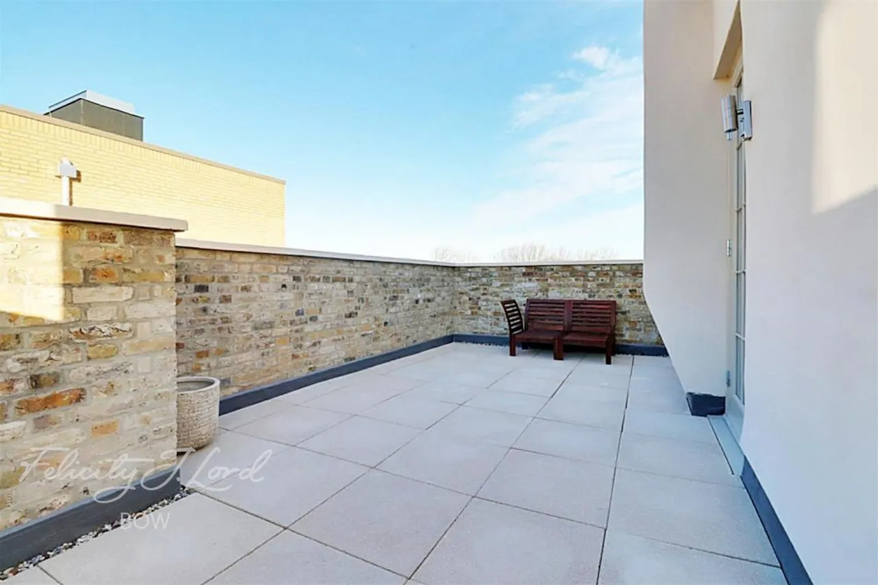 St Clements Avenue, London, E3, photo 8