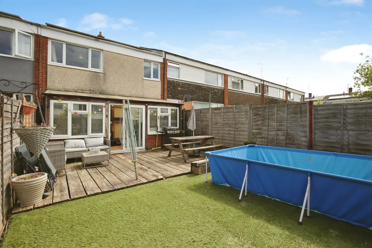 Raybrook Crescent, Swindon, photo 10