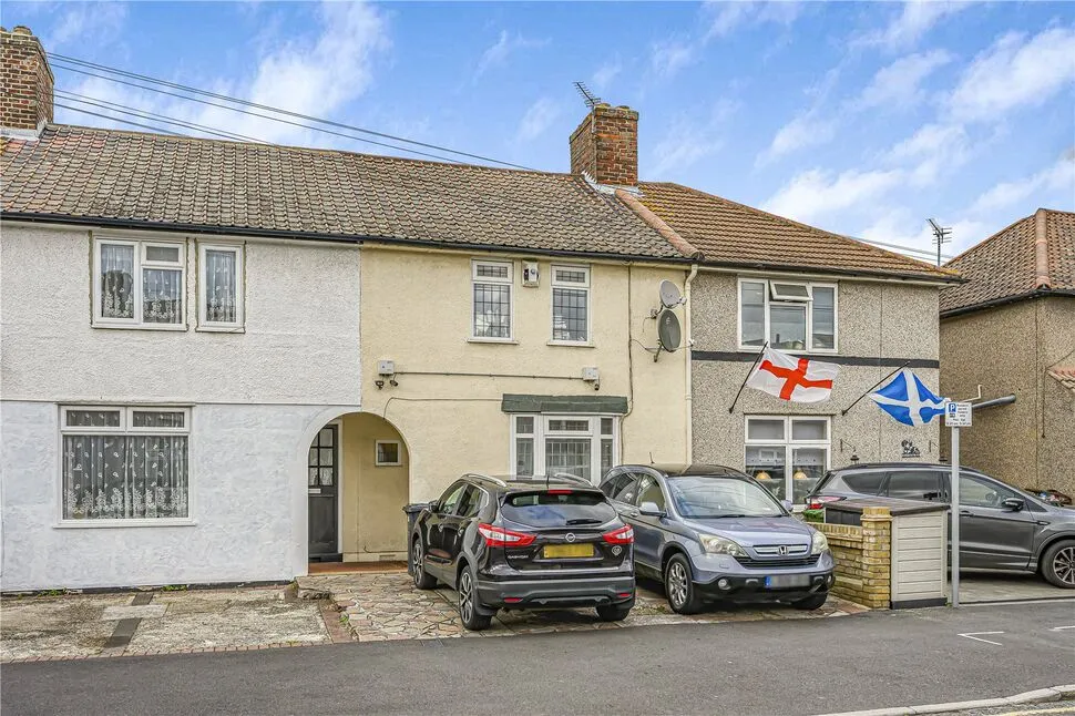 3 bed house for sale, Ivyhouse Road, Dagenham, RM9