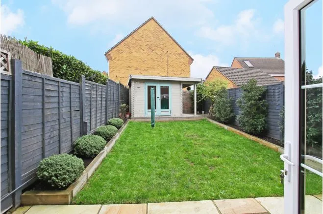 Jutland Crescent, Andover, SP10, photo 2