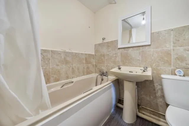 Franklin Avenue, Slough, SL2, photo 8