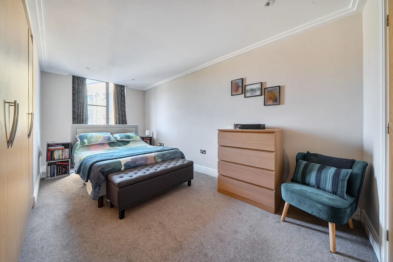 Flat 16, 2 Point Wharf Lane, Brentford, photo 5