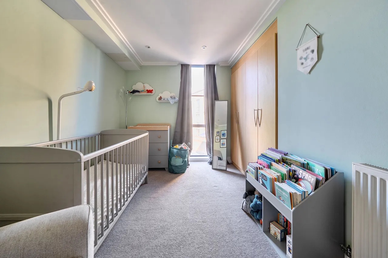 Flat 16, 2 Point Wharf Lane, Brentford, photo 7