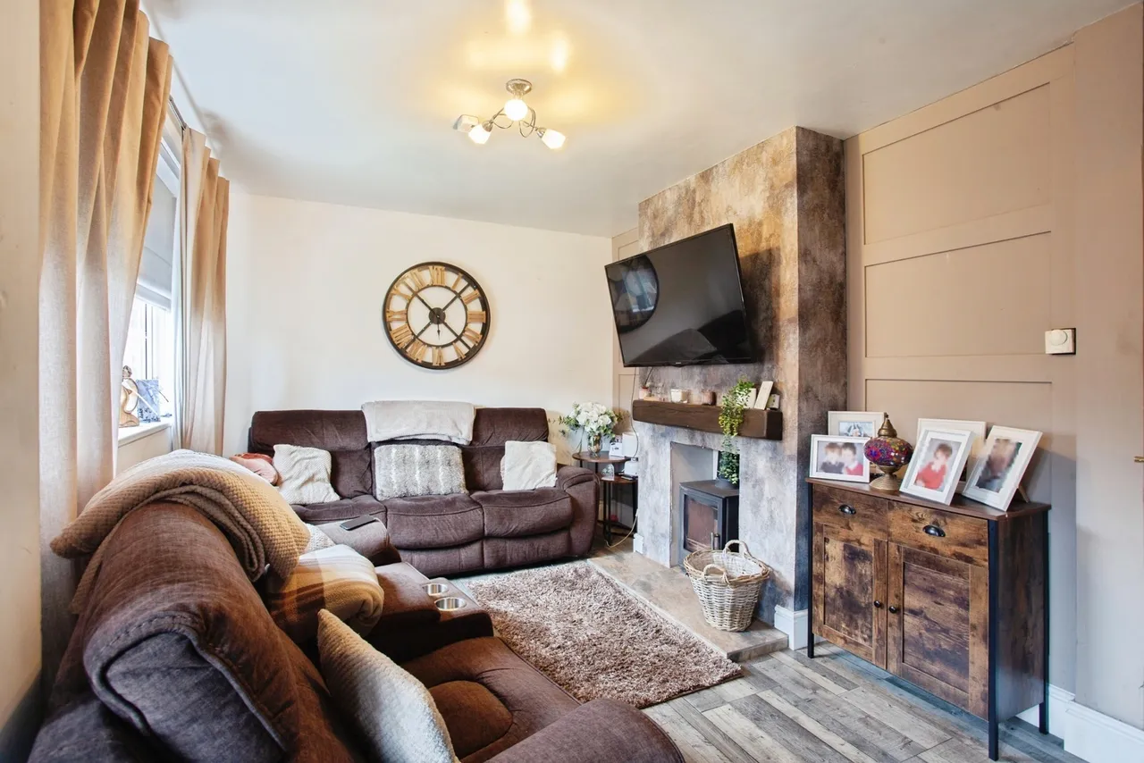 Willow Road, Doncaster, South Yorkshire, DN6, photo 2