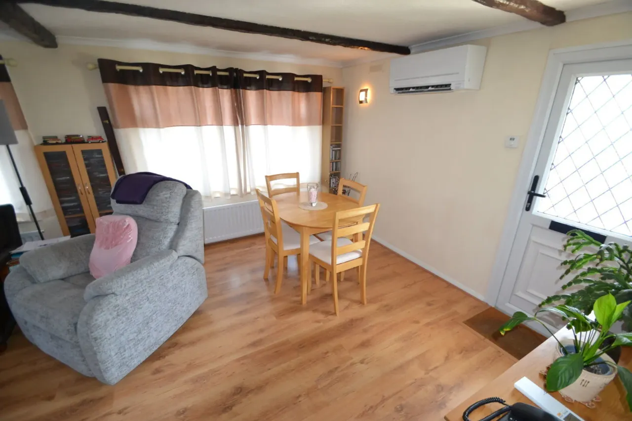 Wey Meadows, Weybridge, KT13 8XY, photo 3