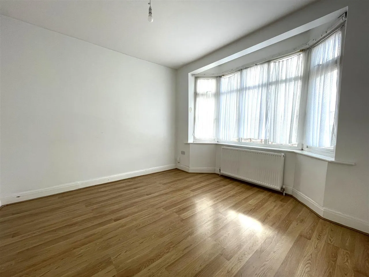 Cromer Close, Uxbridge, photo 3