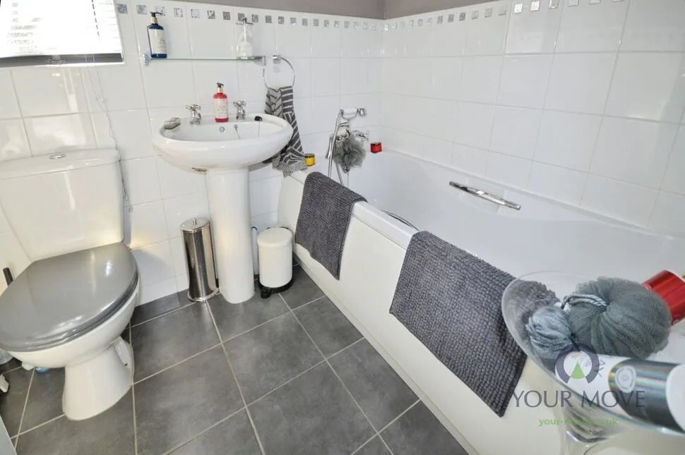 Queen Victoria Drive, Swadlincote, DE11, photo 13