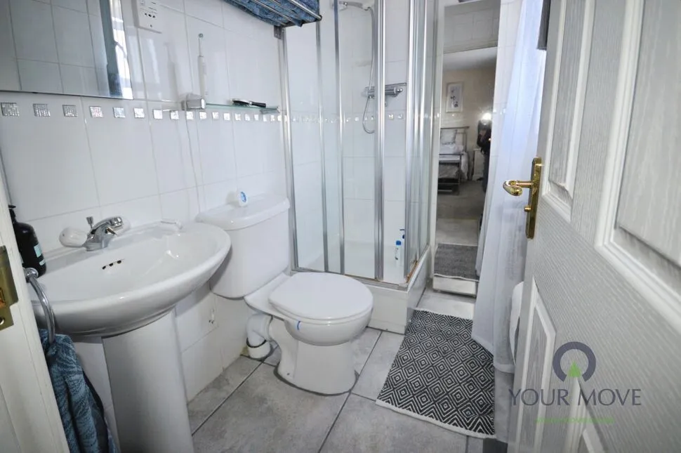 Queen Victoria Drive, Swadlincote, DE11, photo 8