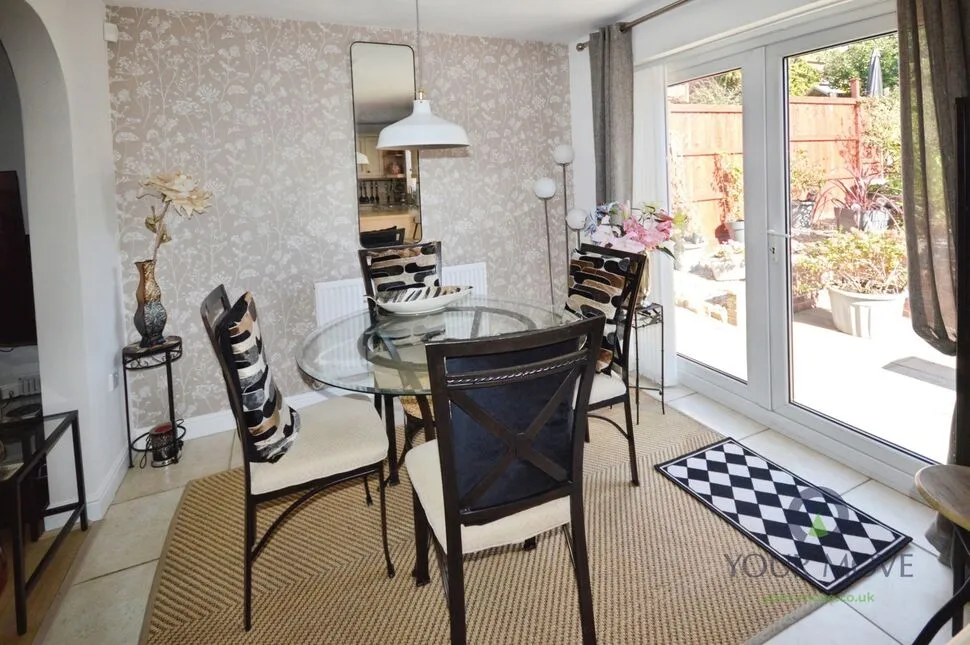 Queen Victoria Drive, Swadlincote, DE11, photo 3