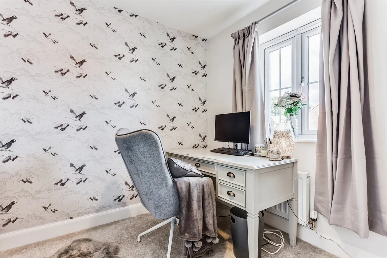 The Fouracres, Wakefield, WF1, photo 12