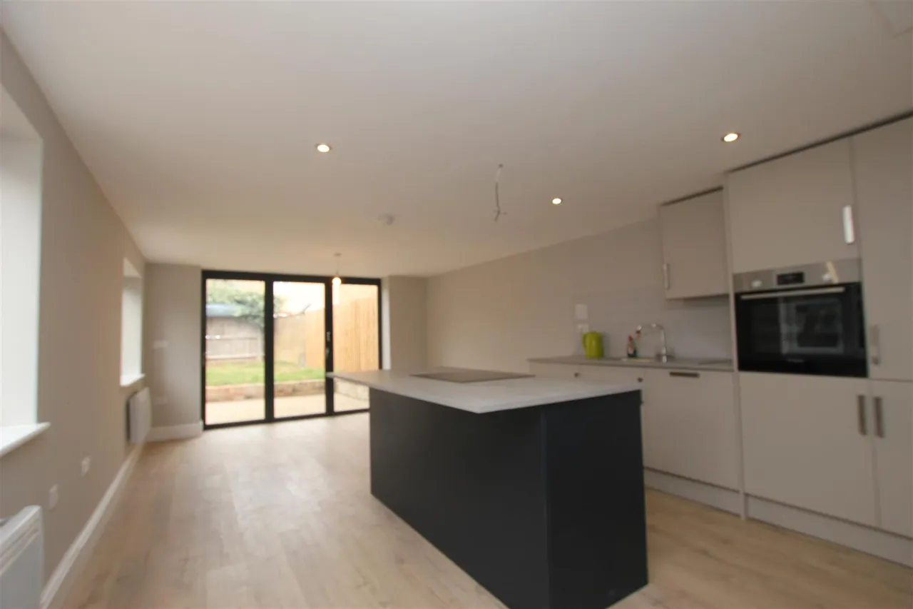 Newmarket Road, Stretham, CB6, photo 8