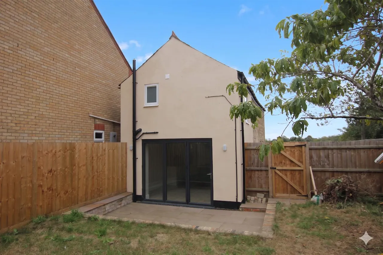 Newmarket Road, Stretham, CB6, photo 12