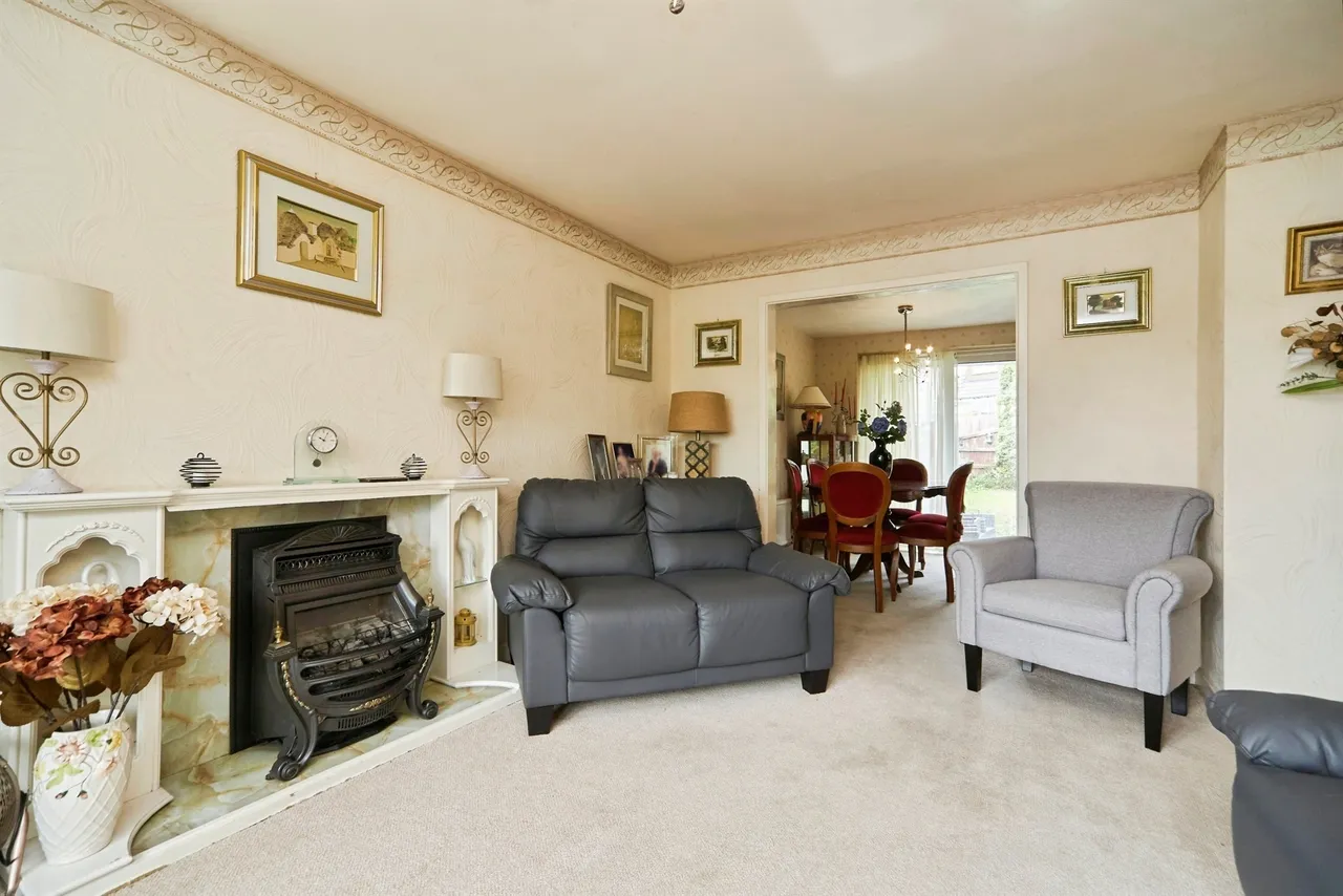 Harewood Crescent, Oakworth, Keighley, photo 6
