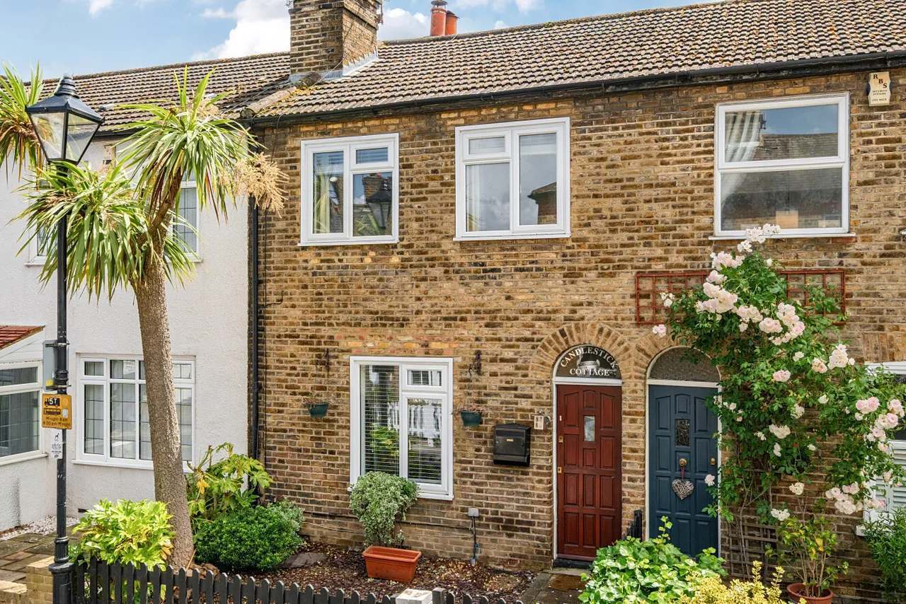 2 bed house for sale, Park Road, Chislehurst, BR7