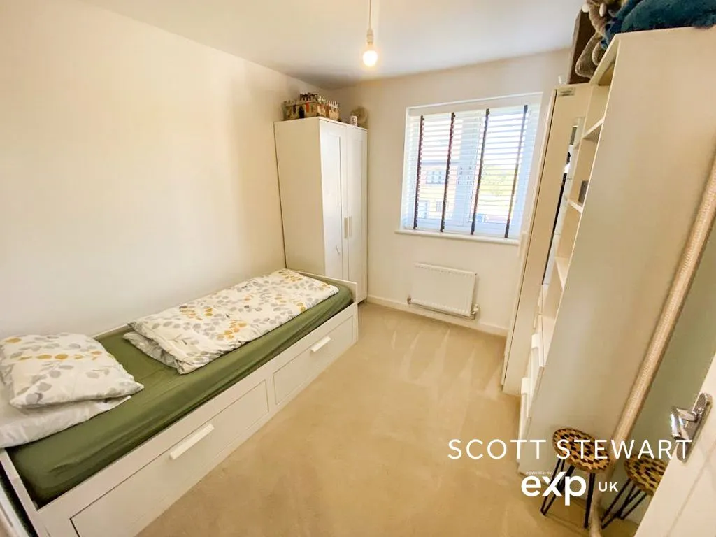 Aqua Drive, Hampton Woods, PE7, photo 15