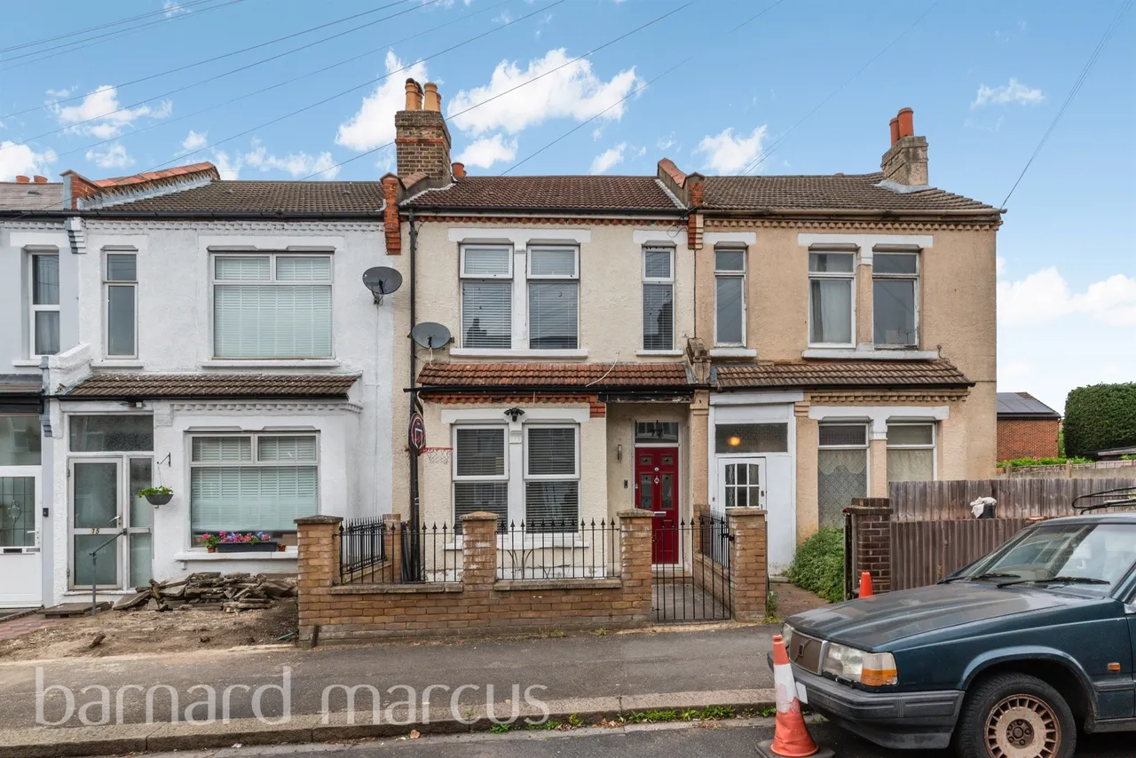 3 bed house for sale — Burlington Road, Thornton Heath