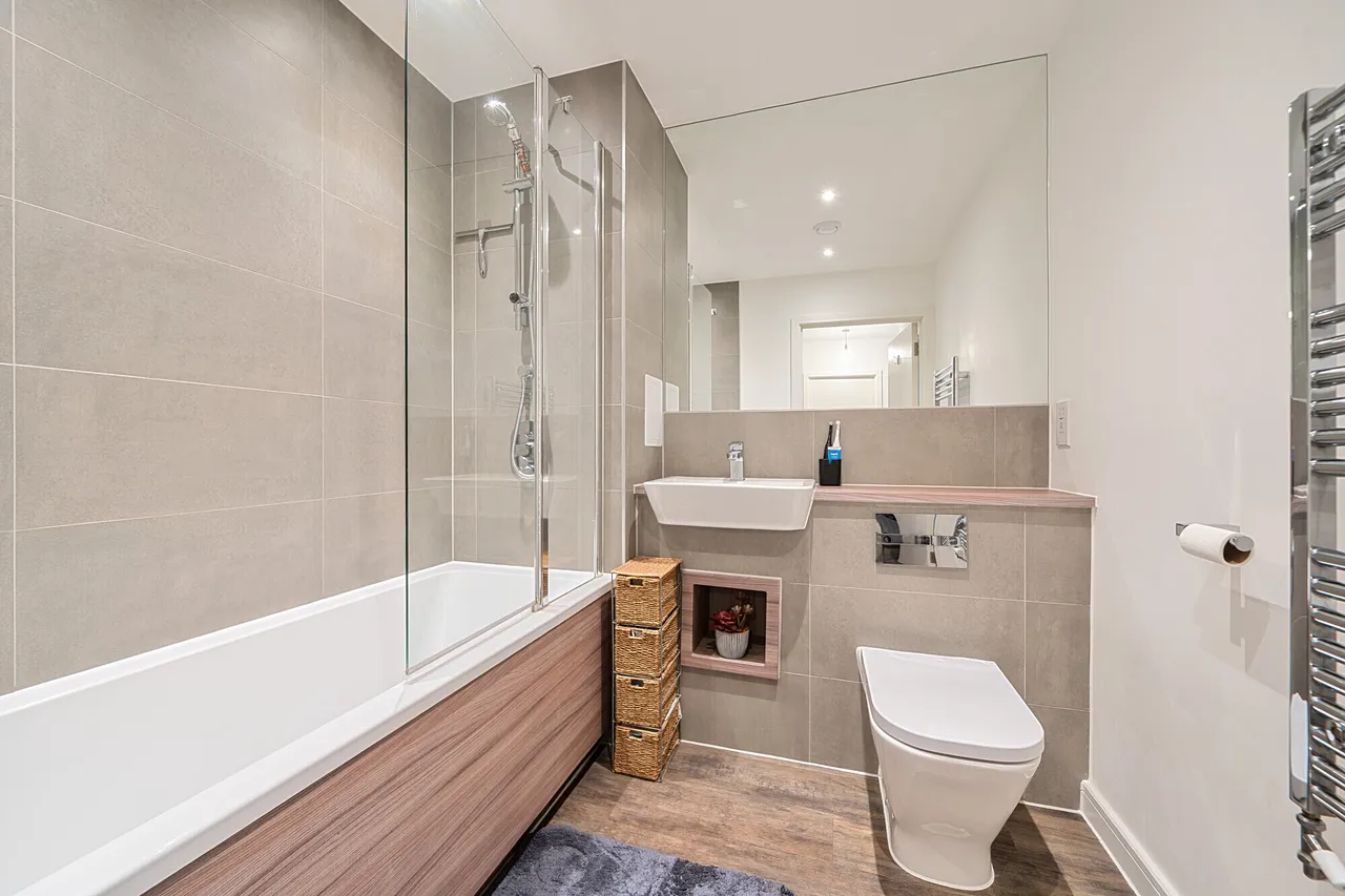 15 Dollis Valley Drive, Barnet, EN5, photo 7