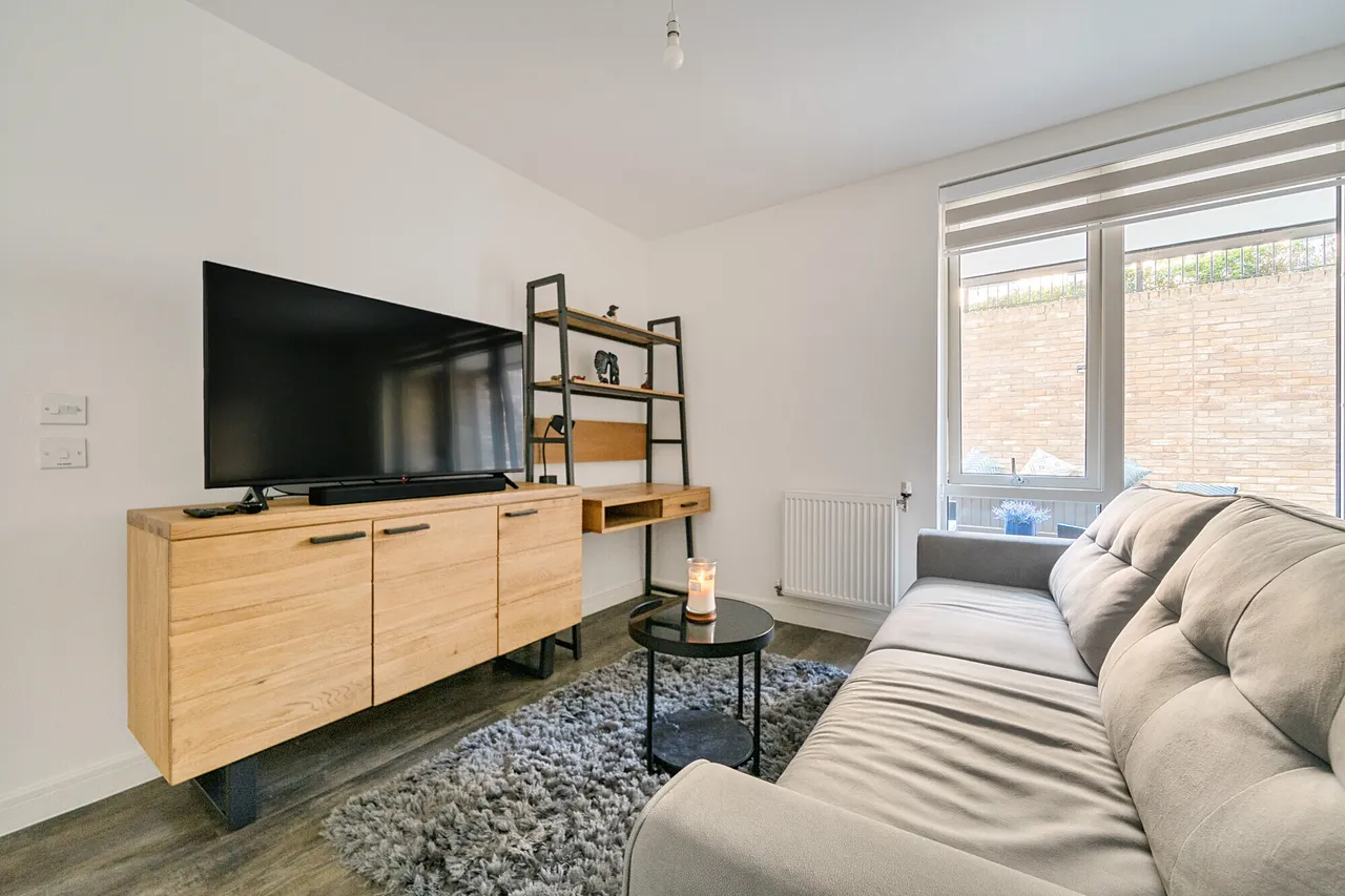 15 Dollis Valley Drive, Barnet, EN5, photo 11