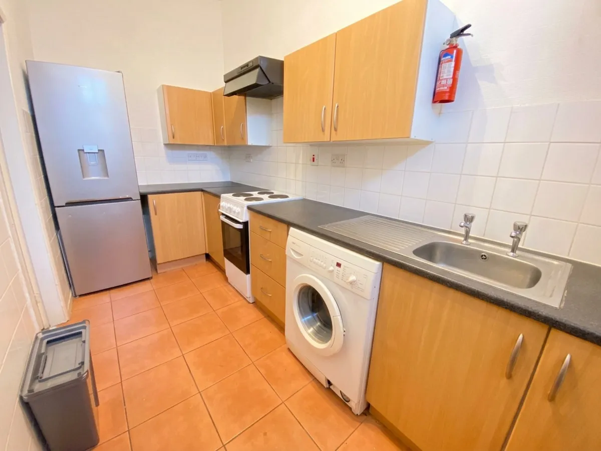 Church Road, Nuneaton, CV10, photo 6