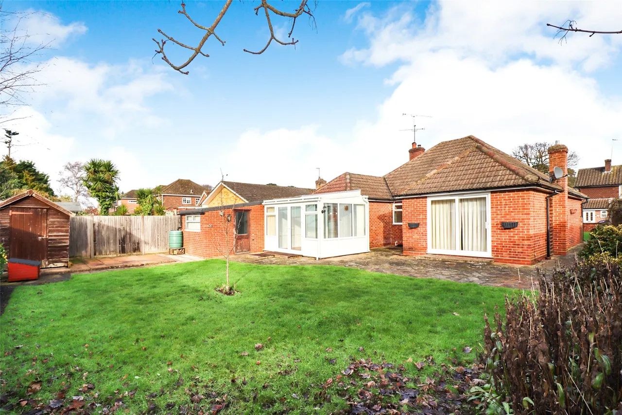 Alton Road, Fleet, GU51, photo 12