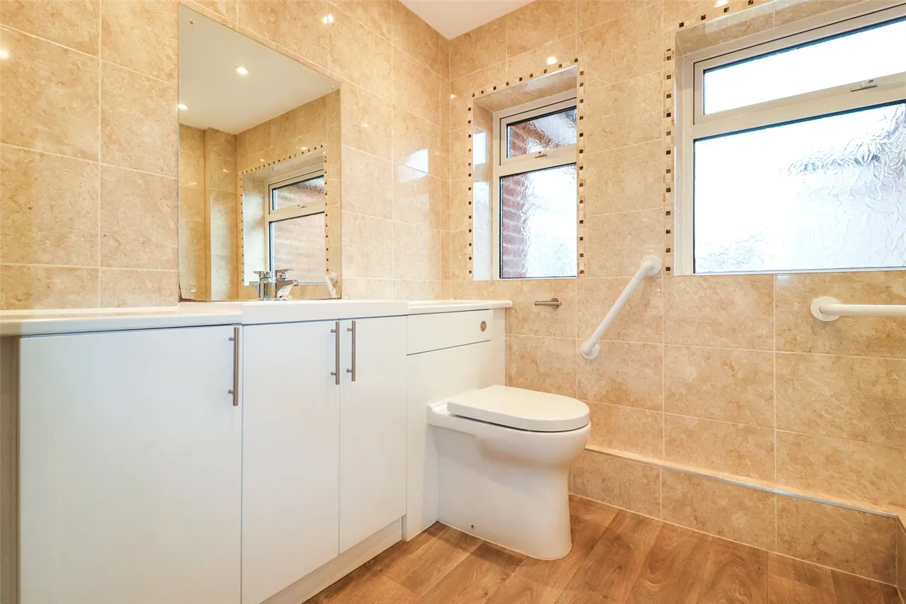 Alton Road, Fleet, GU51, photo 5