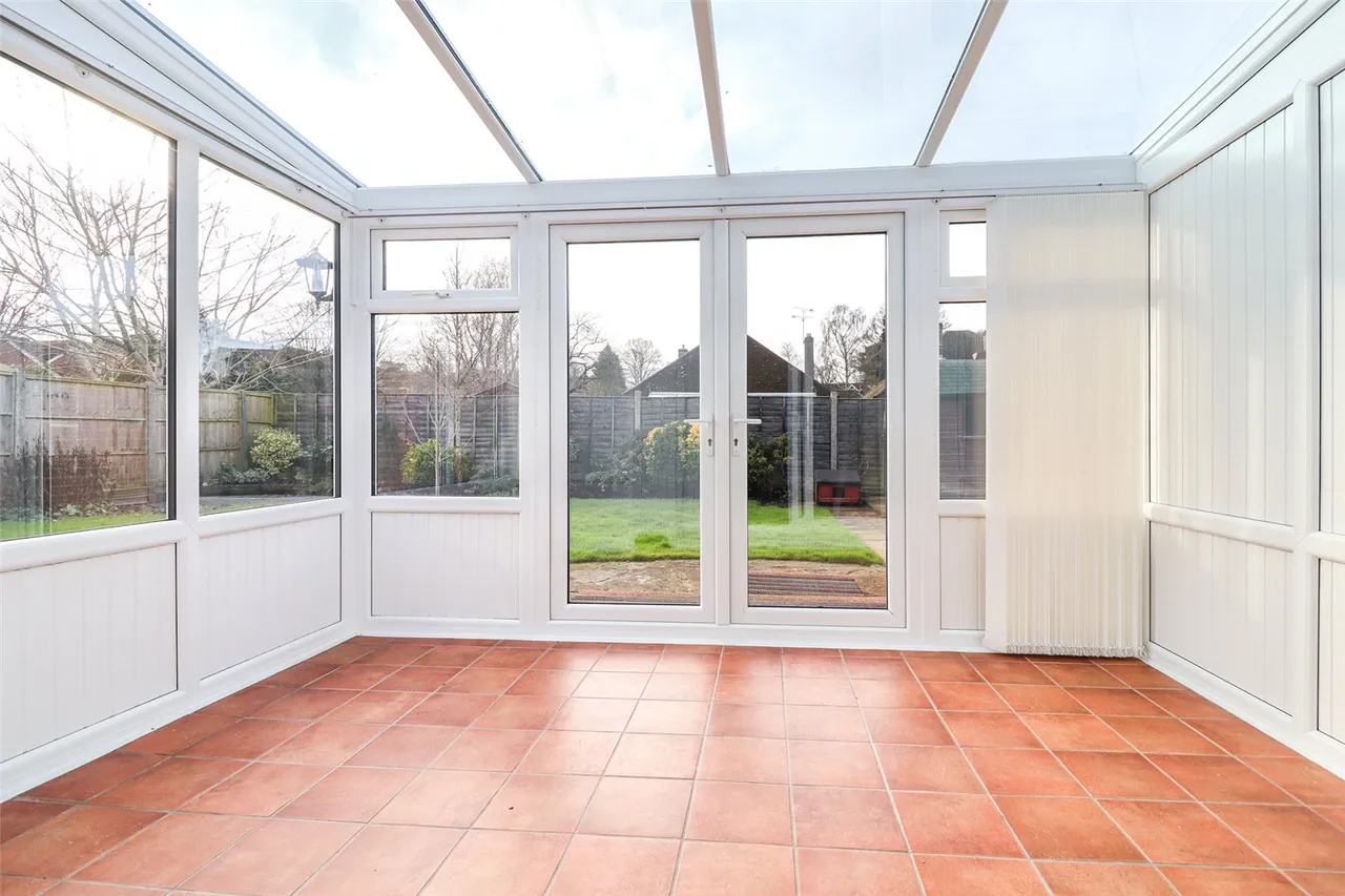 Alton Road, Fleet, GU51, photo 8
