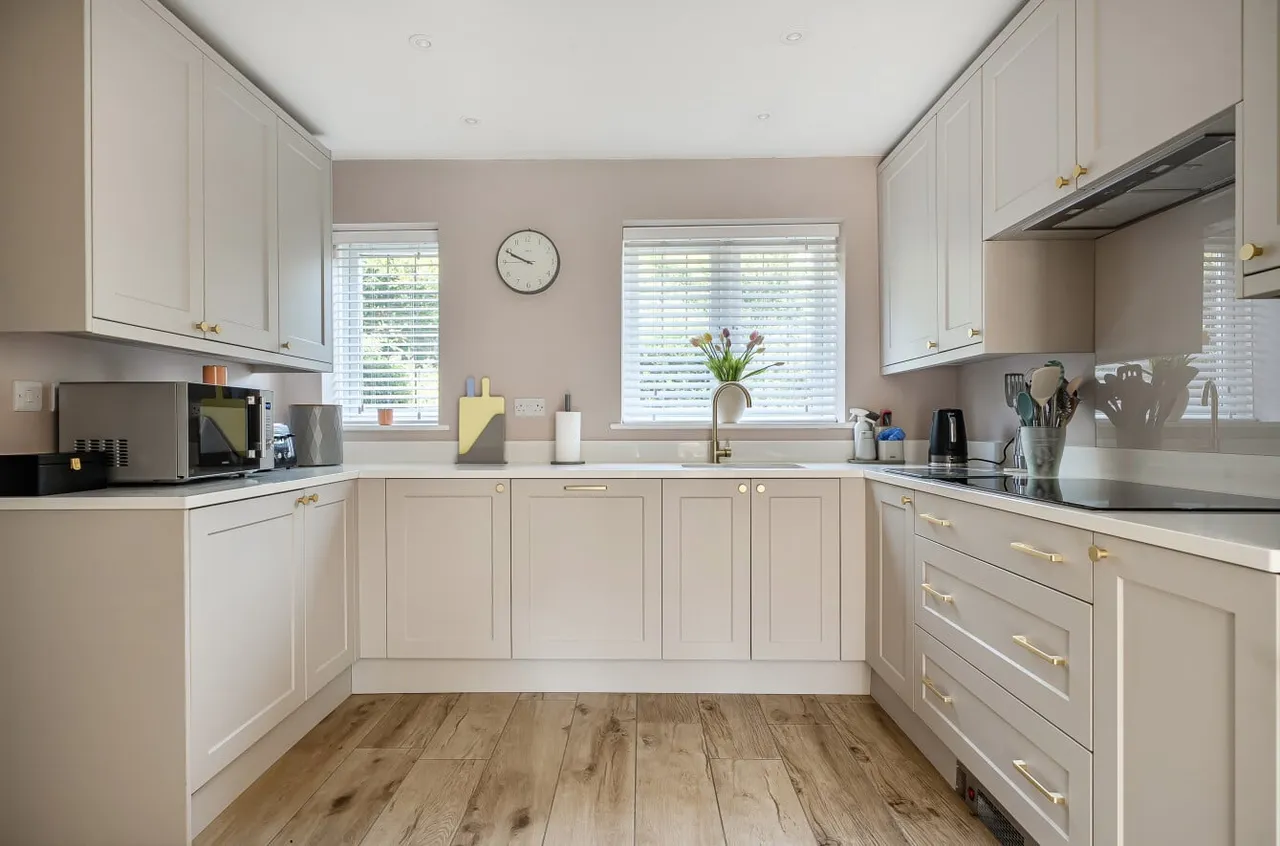 Popps Lane, Bexhill-on-Sea, TN39, photo 13