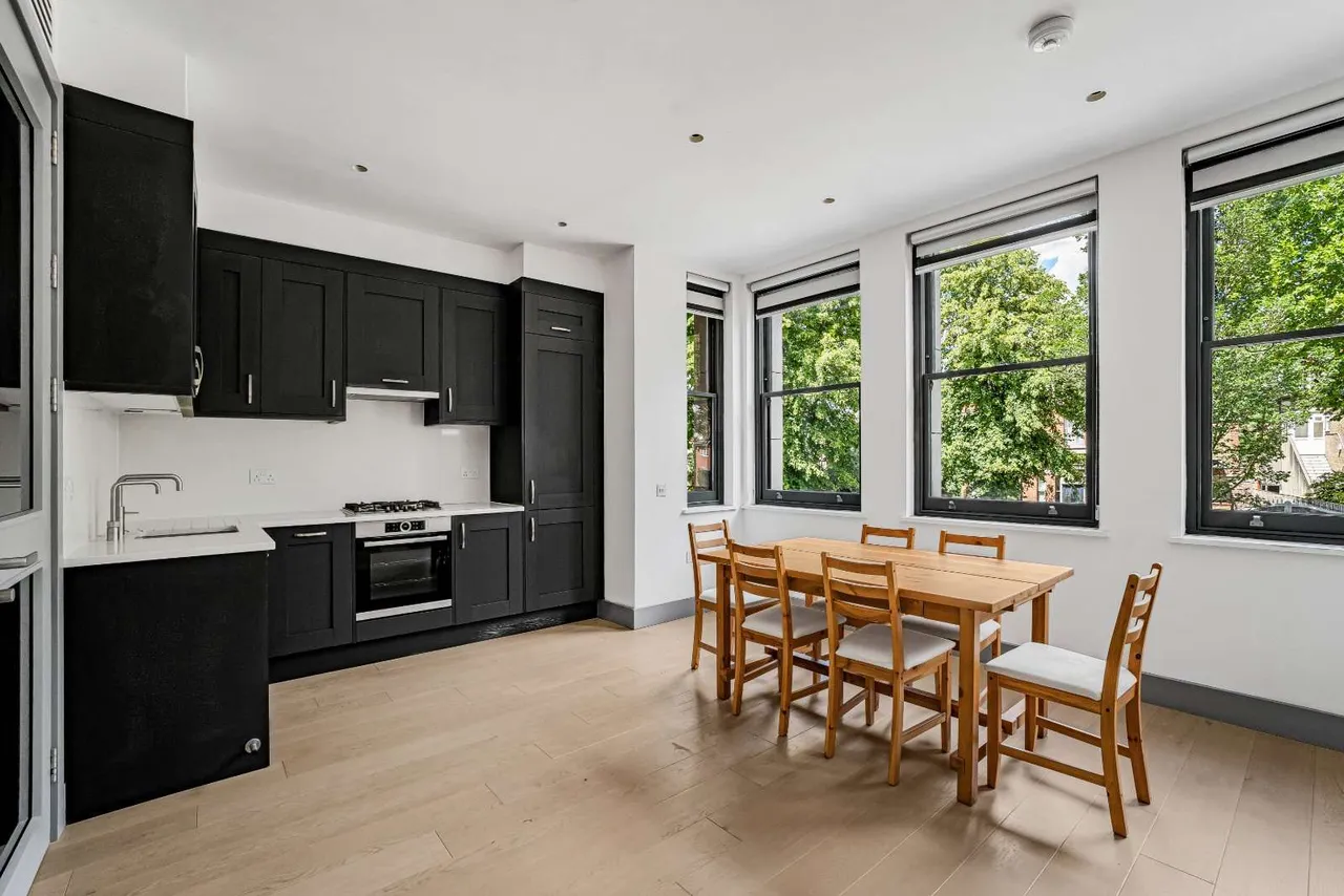Carlton Road, London, W5 2AW, photo 3
