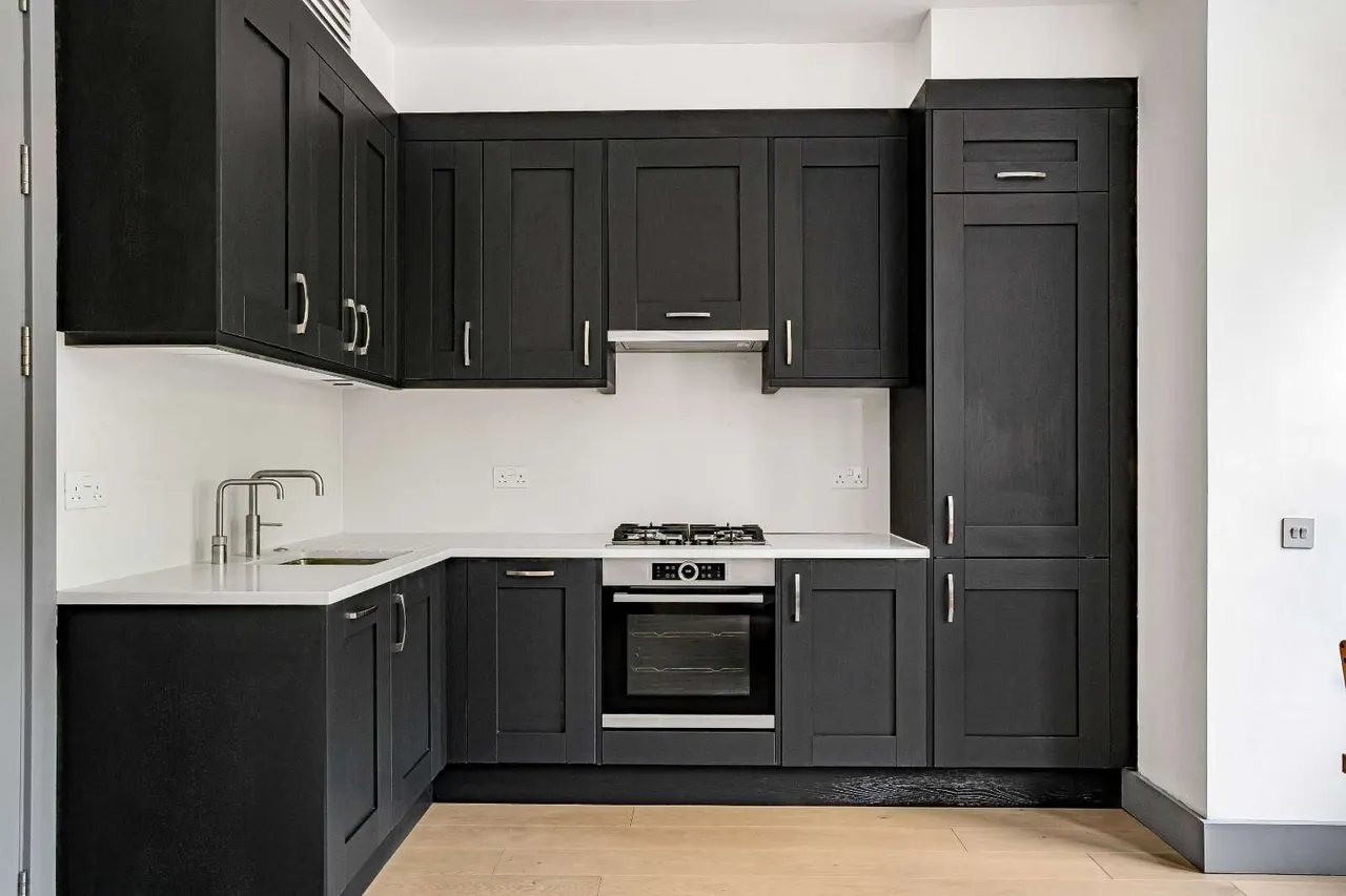 Carlton Road, London, W5 2AW, photo 2