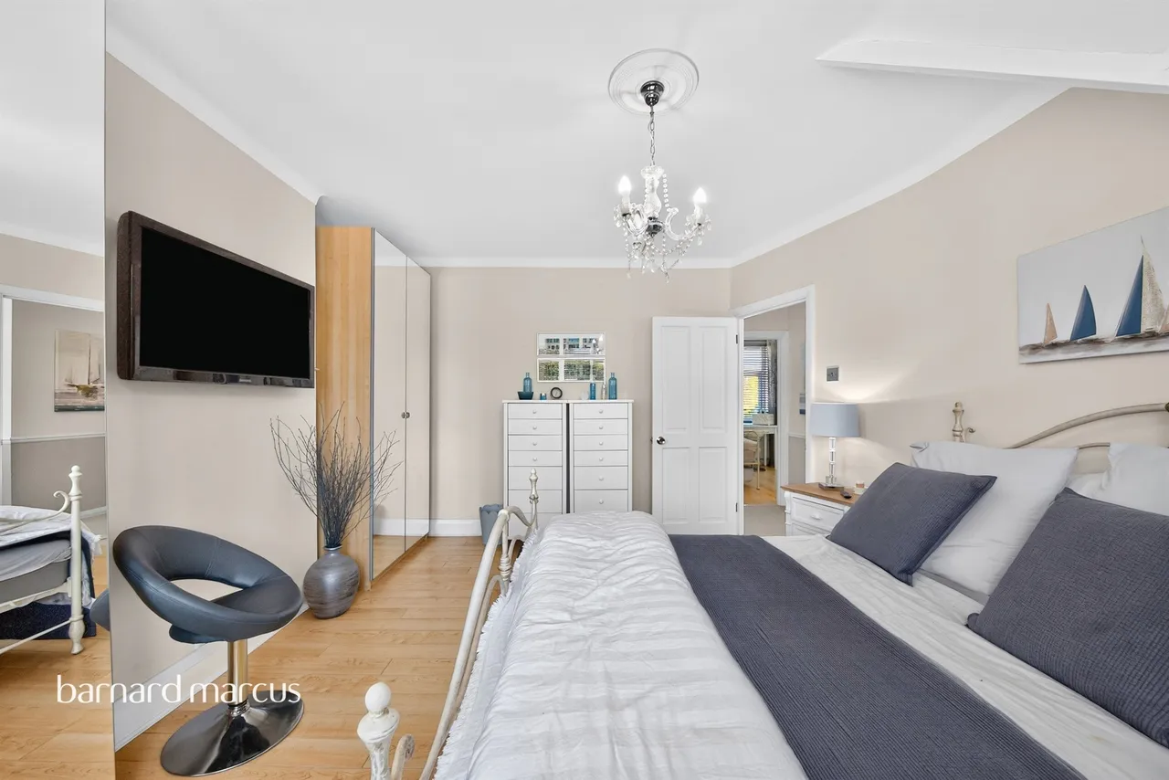 Park Way, London, N20, photo 17