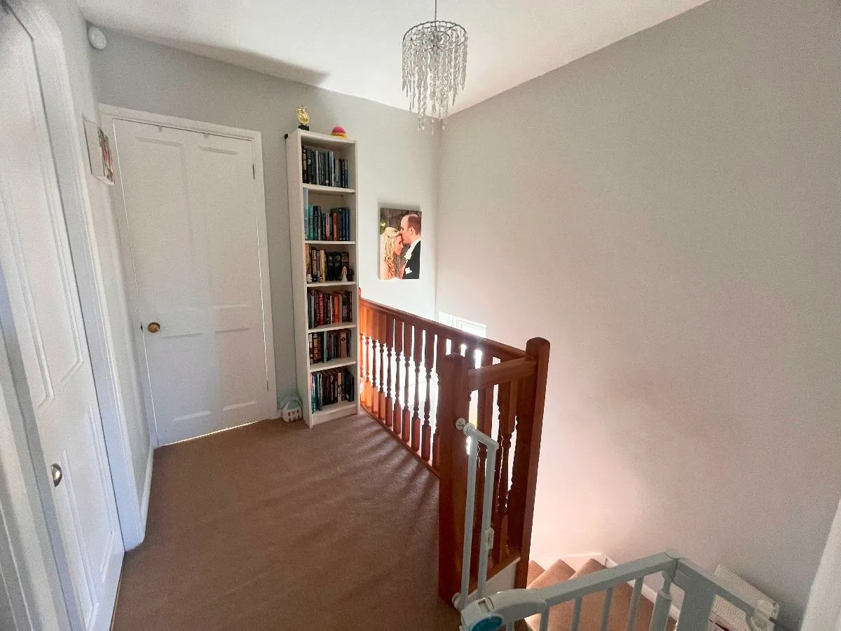 Church Road, Harold Wood, photo 12
