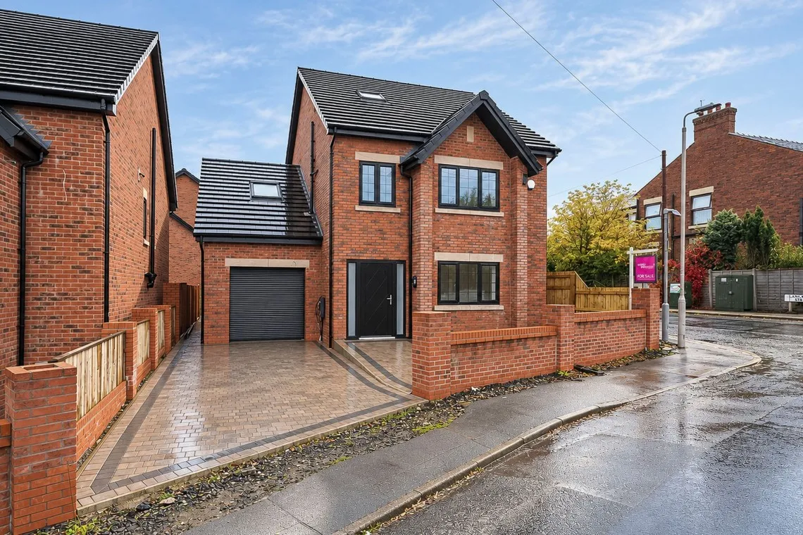 Chapel Lane, Coppull, PR7, photo 35