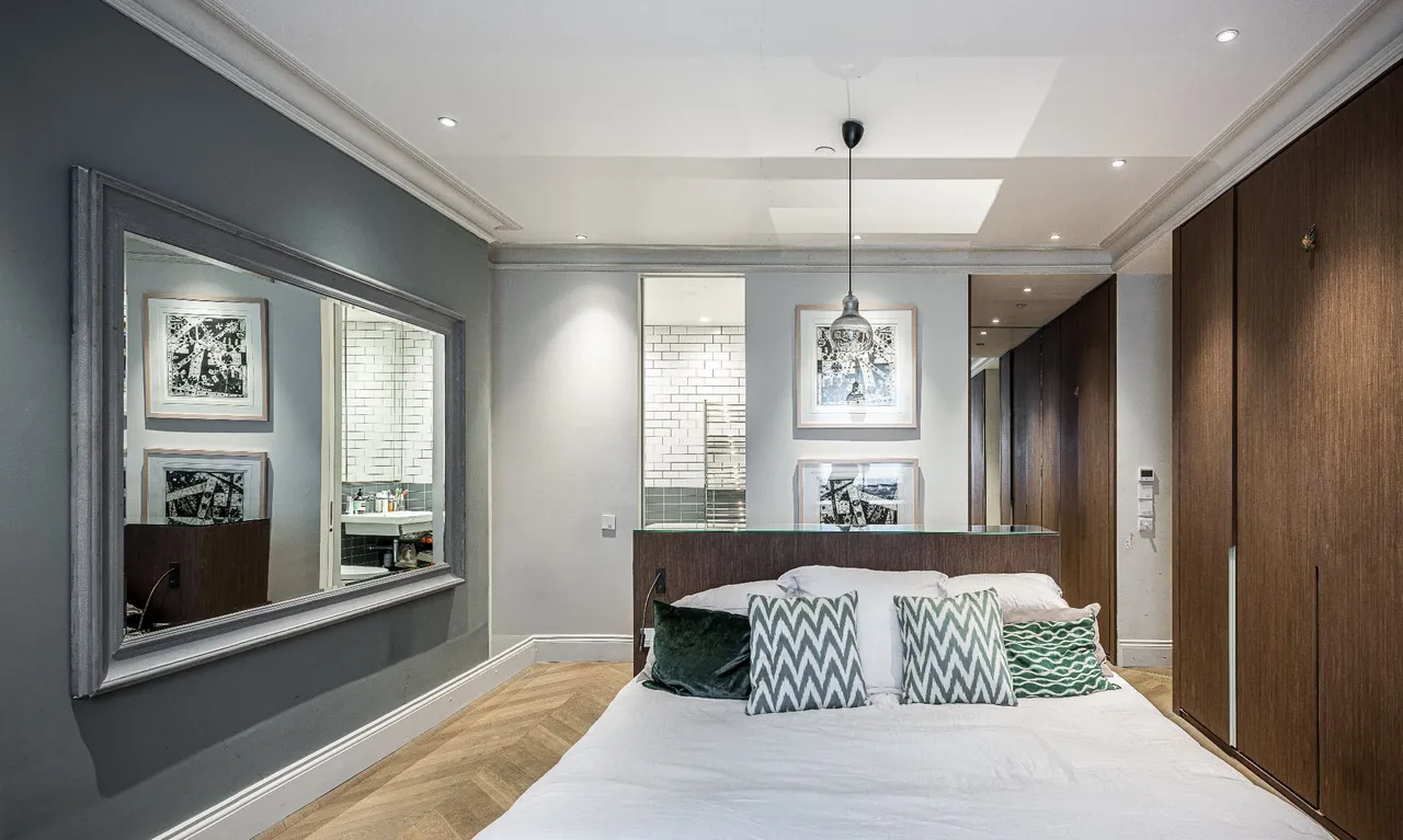 London, SW5, photo 6