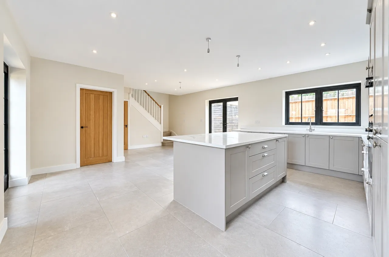 Mortimers Lane, Fair Oak, SO50, photo 4