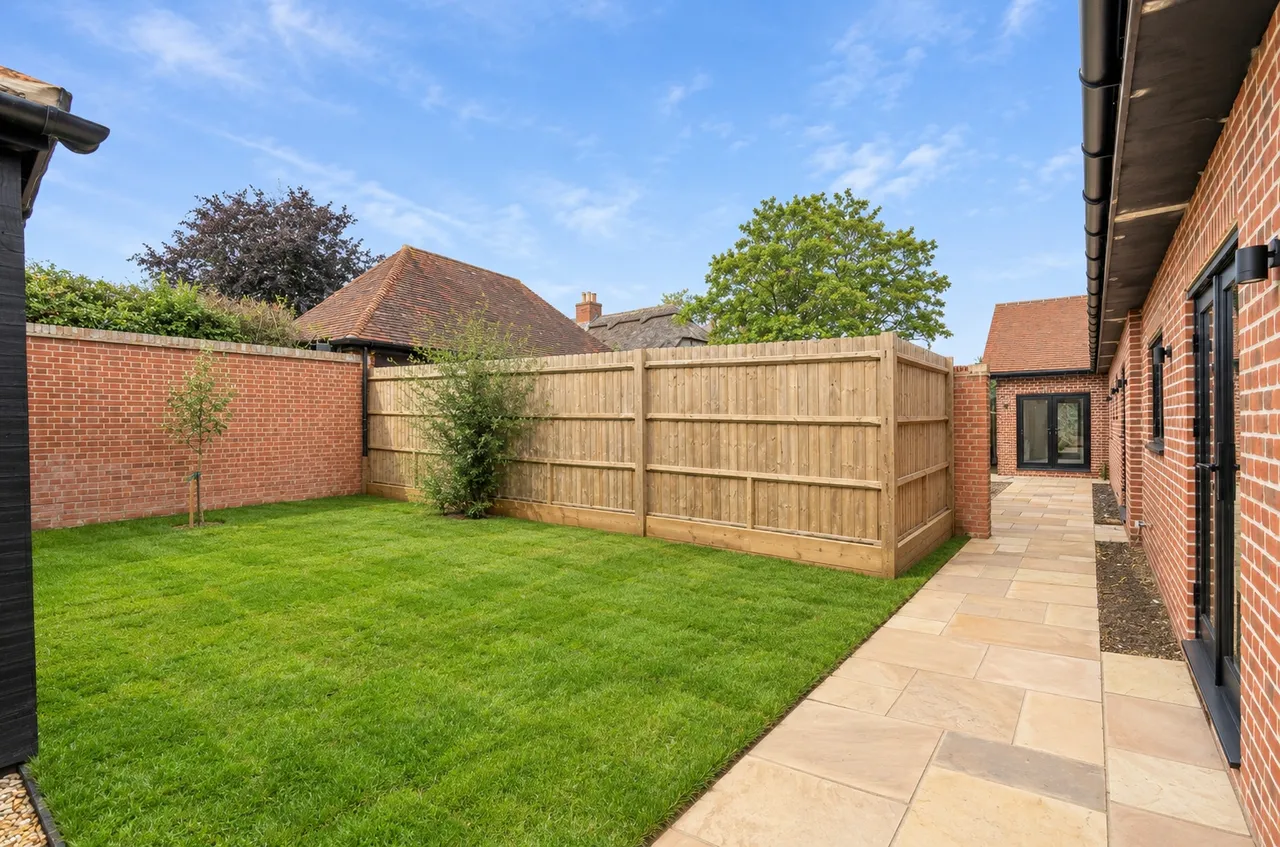 Mortimers Lane, Fair Oak, SO50, photo 7