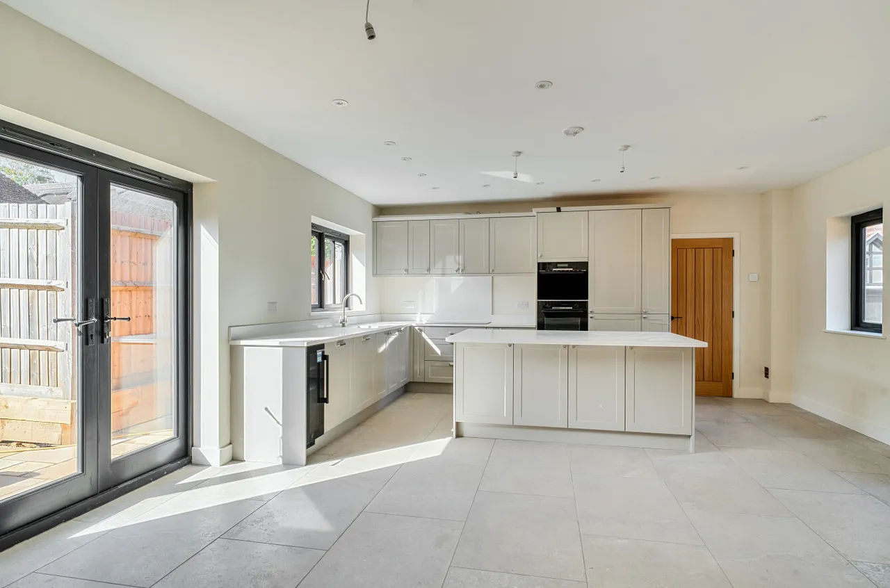 Mortimers Lane, Fair Oak, SO50, photo 5