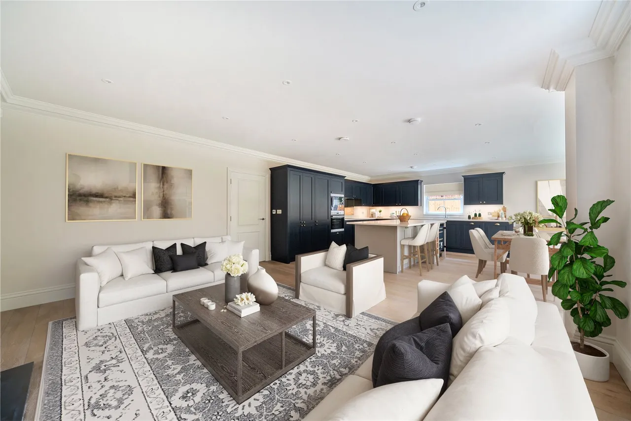 Old Woking Road, Woking, GU22, photo 6