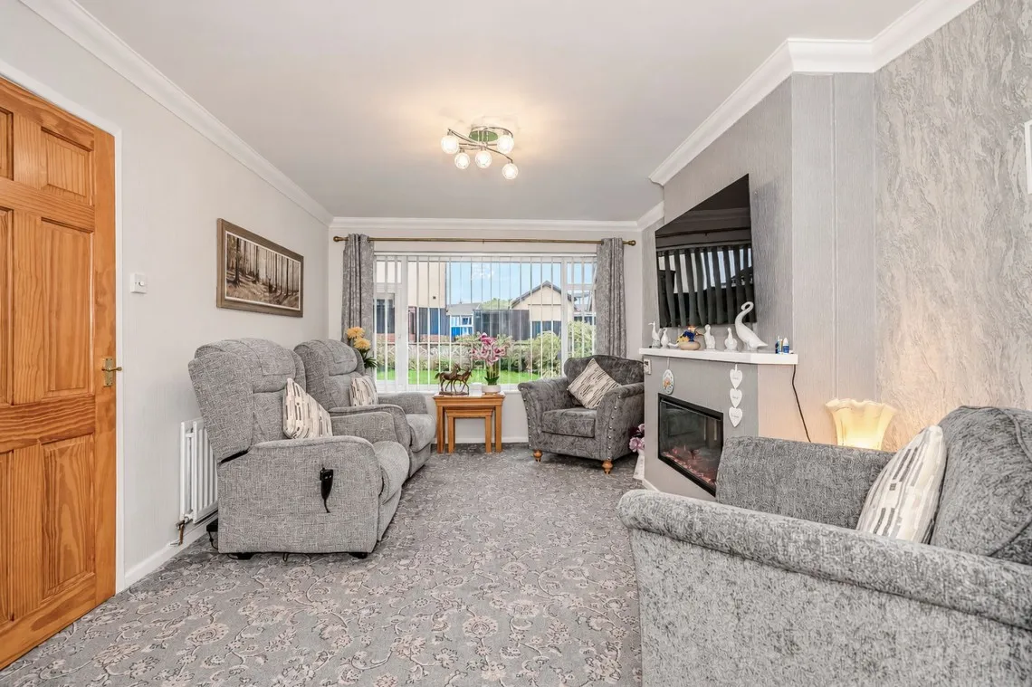 Highways Avenue, Euxton, PR7, photo 8