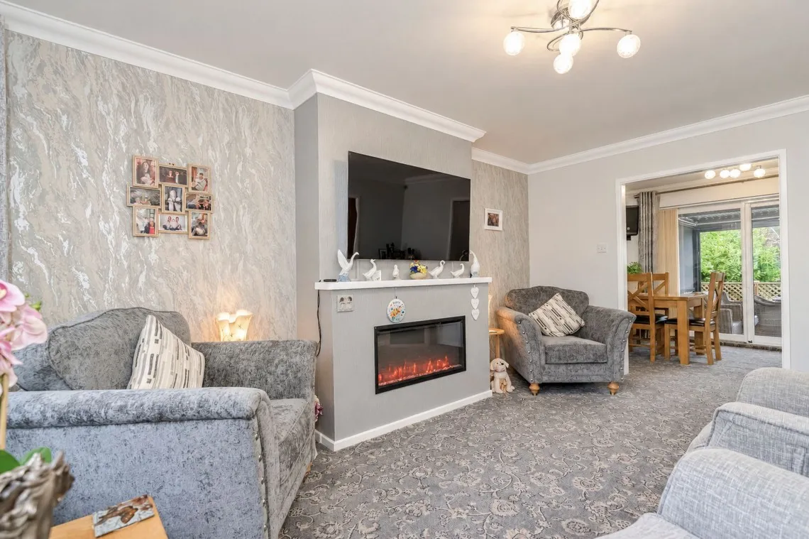 Highways Avenue, Euxton, PR7, photo 2