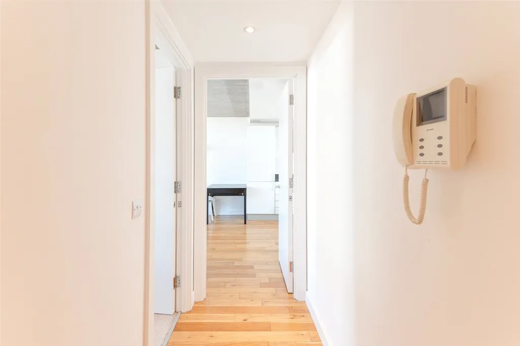 Drummond Street, London, NW1, photo 8