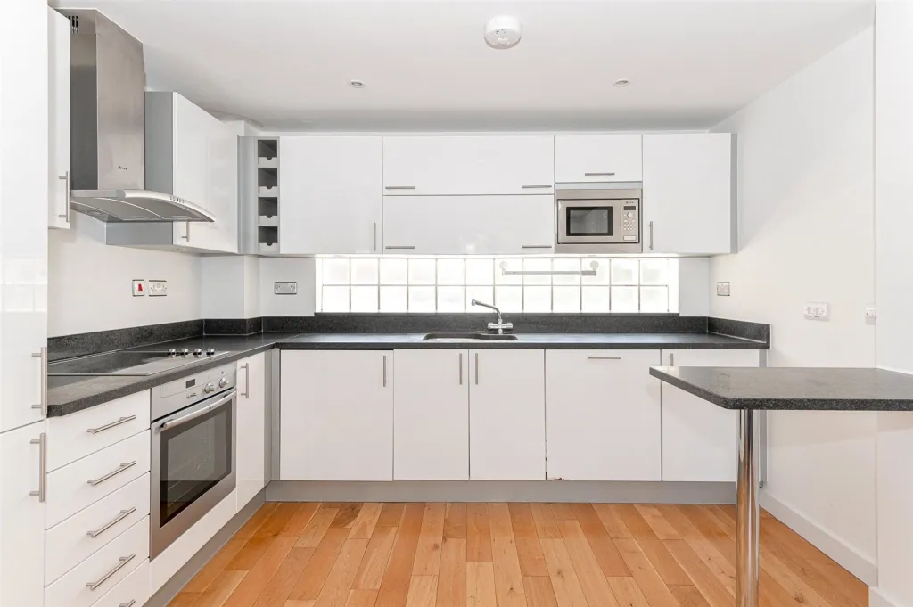 Drummond Street, London, NW1, photo 10