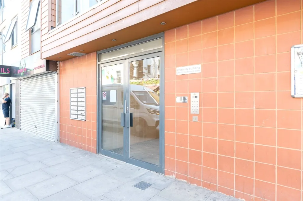 Drummond Street, London, NW1, photo 13