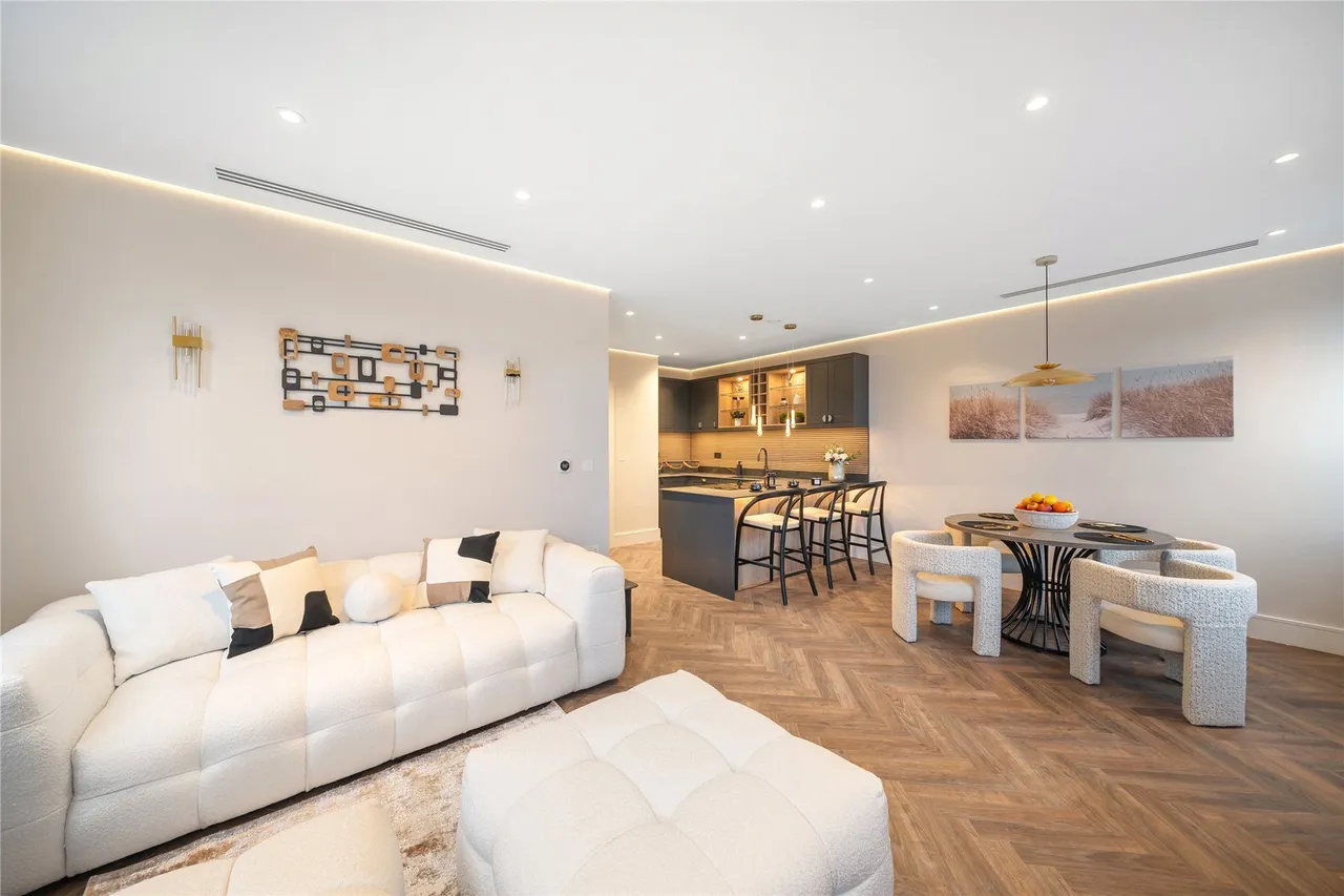 1 bed flat for sale — King Street, London, W6