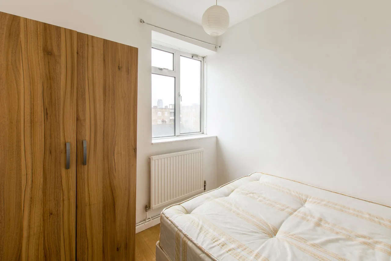 Flat 15 Brackenbury, Osborne Road, London, photo 9
