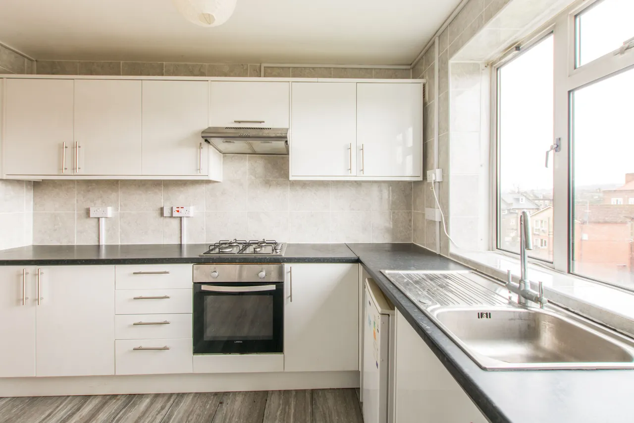 Flat 15 Brackenbury, Osborne Road, London, photo 7