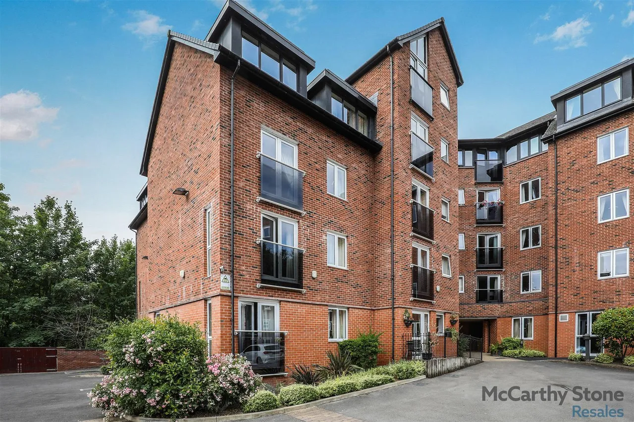 1 bed flat for sale, Mill Green, Congleton, CW12