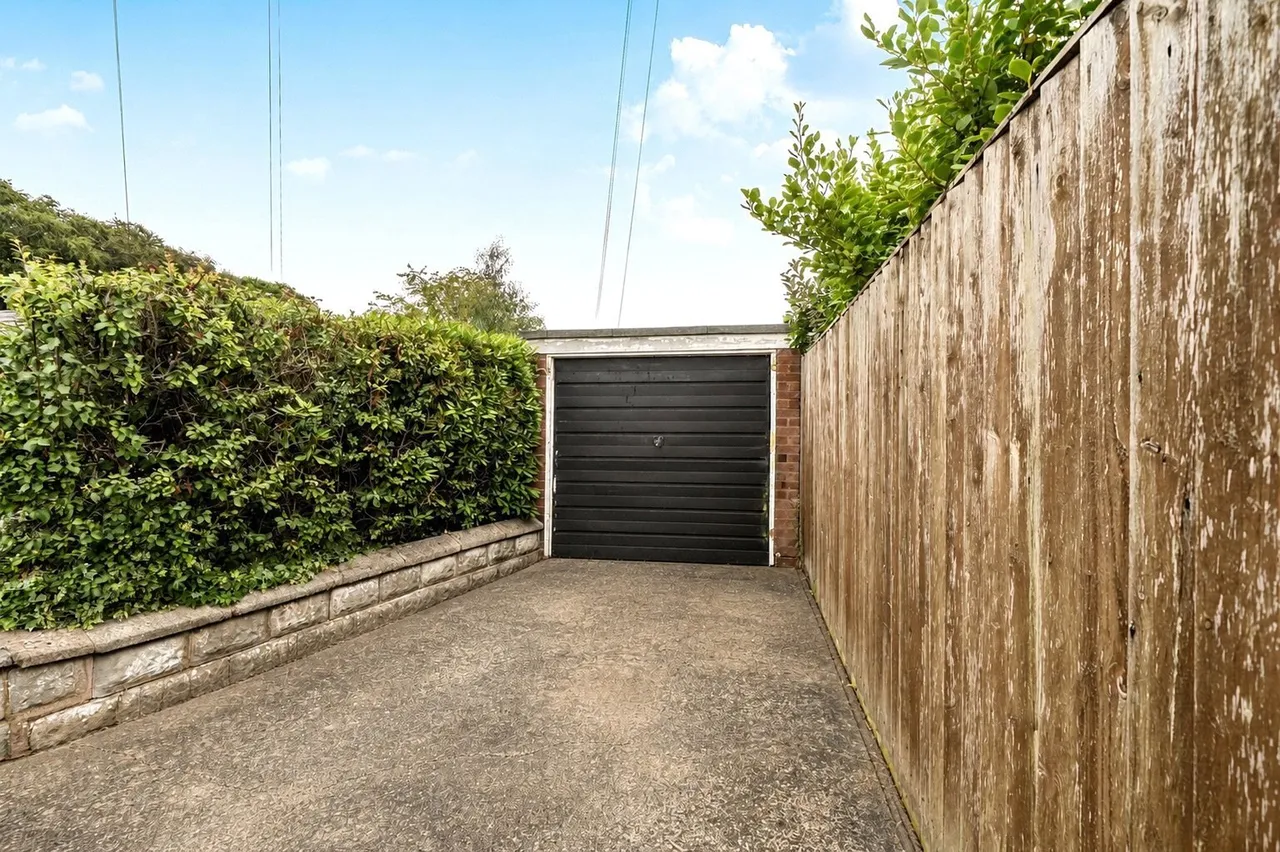 Low Wood Grove, Wirral, CH61, photo 14