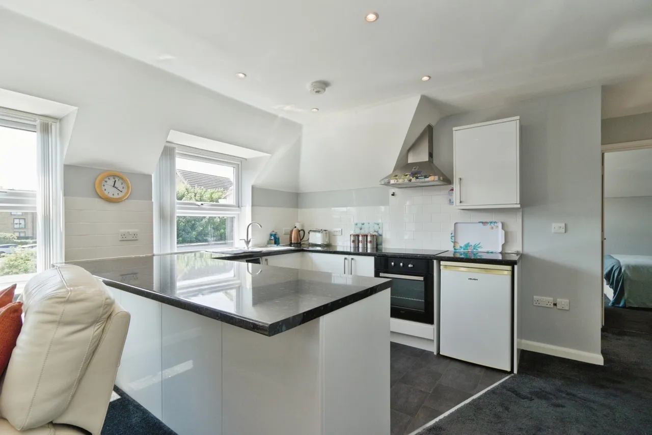 Watling Street, Dartford, DA2, photo 4