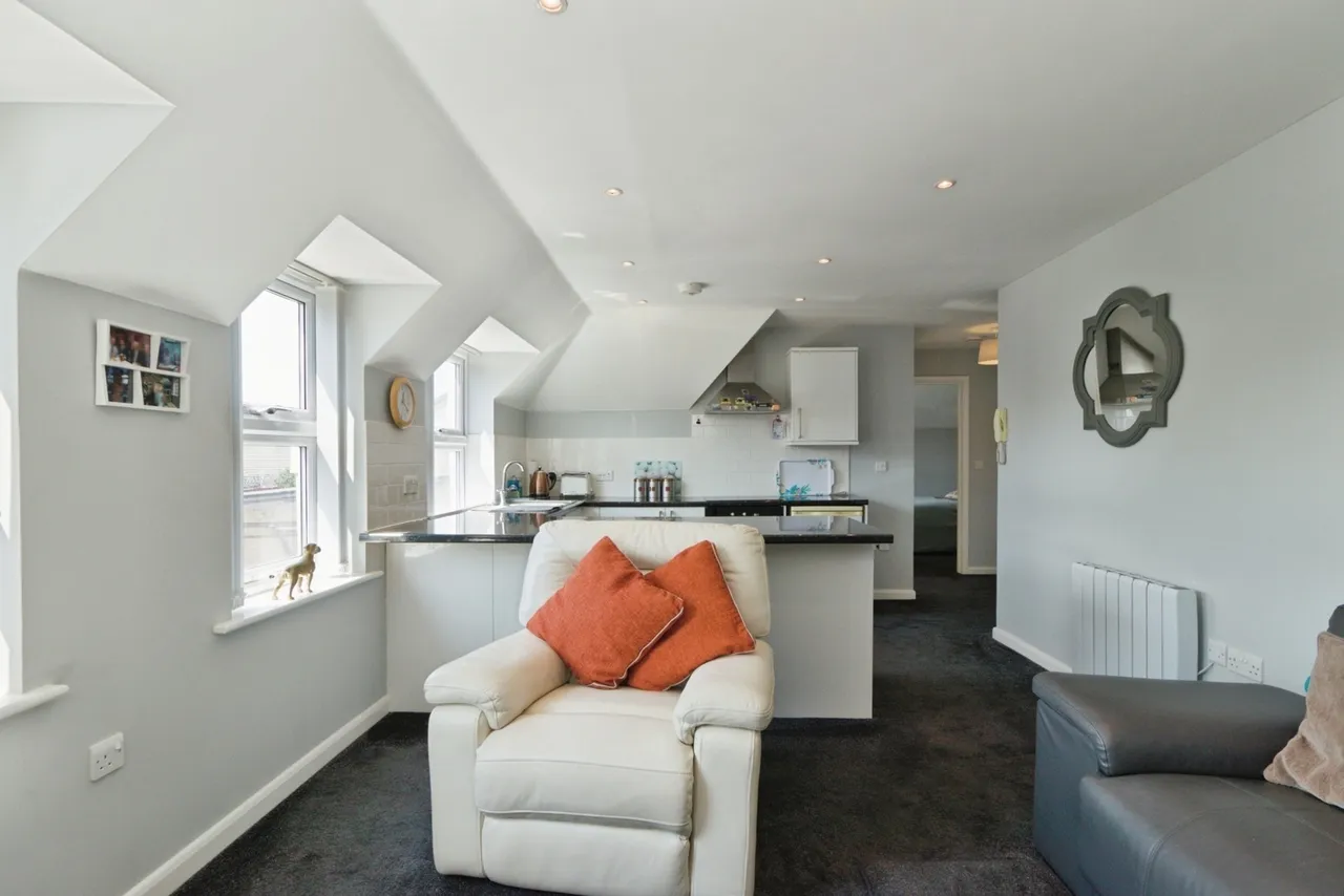 Watling Street, Dartford, DA2, photo 2